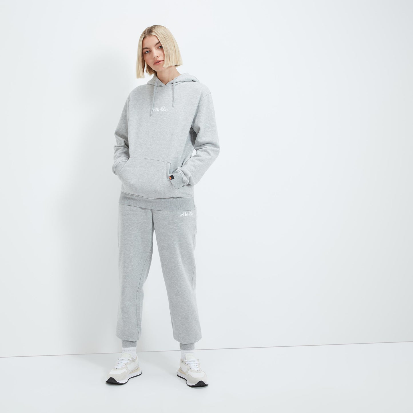 Ellesse Jazana OH Sweat à capuche Femmes - gris clair,