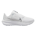 Air Zoom Pegasus 40 Chaussure de running sans stabilisateurs Femmes - blanc,