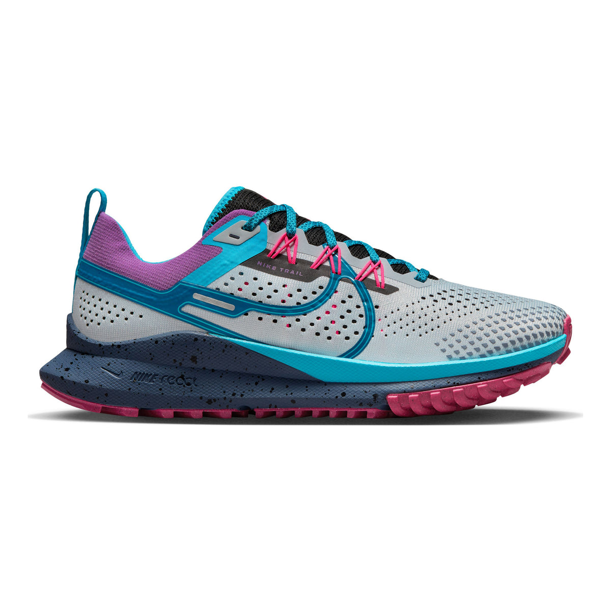 Nike React Pegasus 4 SE Chaussure trail Femmes - gris clair, multicouleur