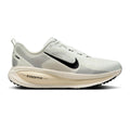 Vomero 18 Chaussure de running sans stabilisateurs - blanc, gris