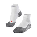 RU4 Endurance Short Chaussettes de running Femmes - blanc, gris