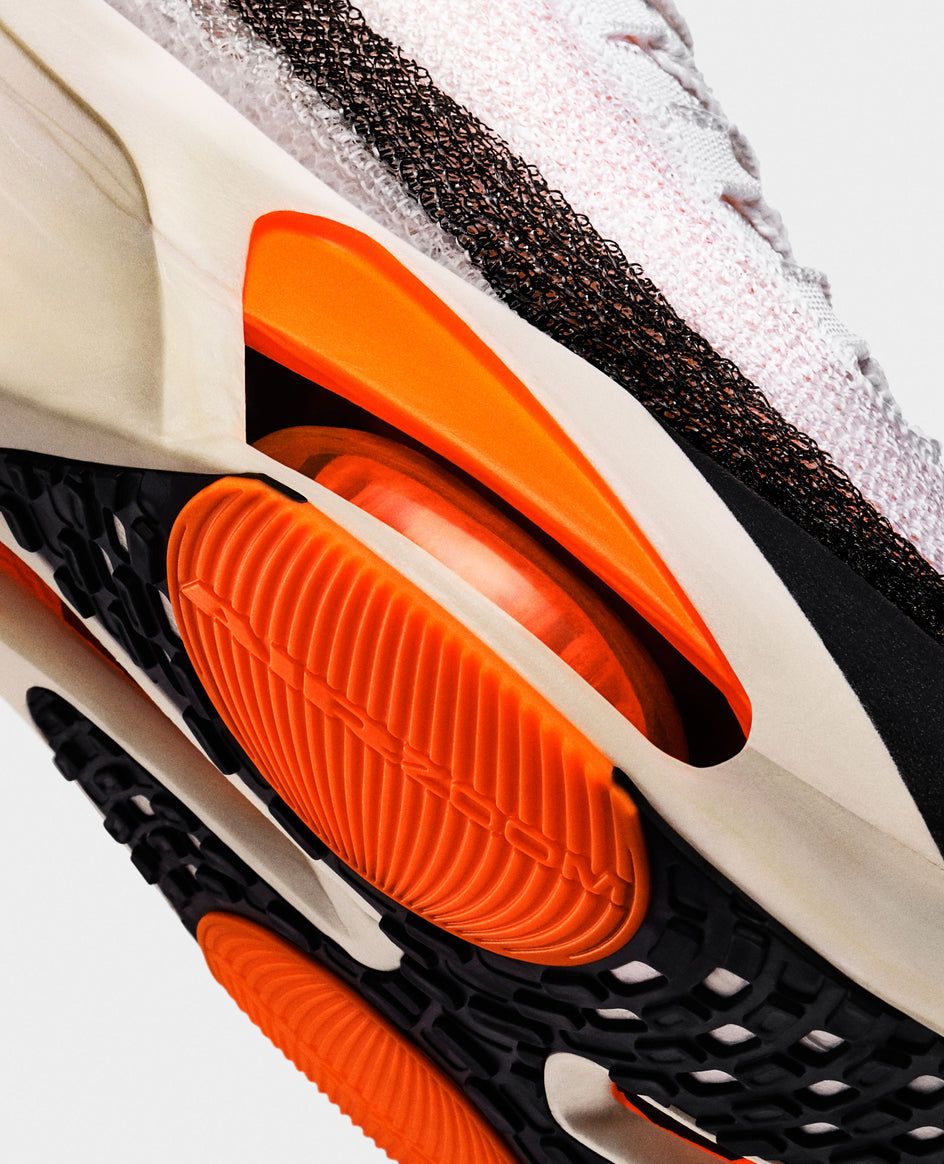 Semelle extérieure de la Nike Alphafly 3 avec les deux unités Air Zoom à l'avant-pied