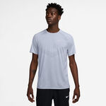 V&ecirc;tements Nike Nike Stride Maillot de course Hommes - gris, gris