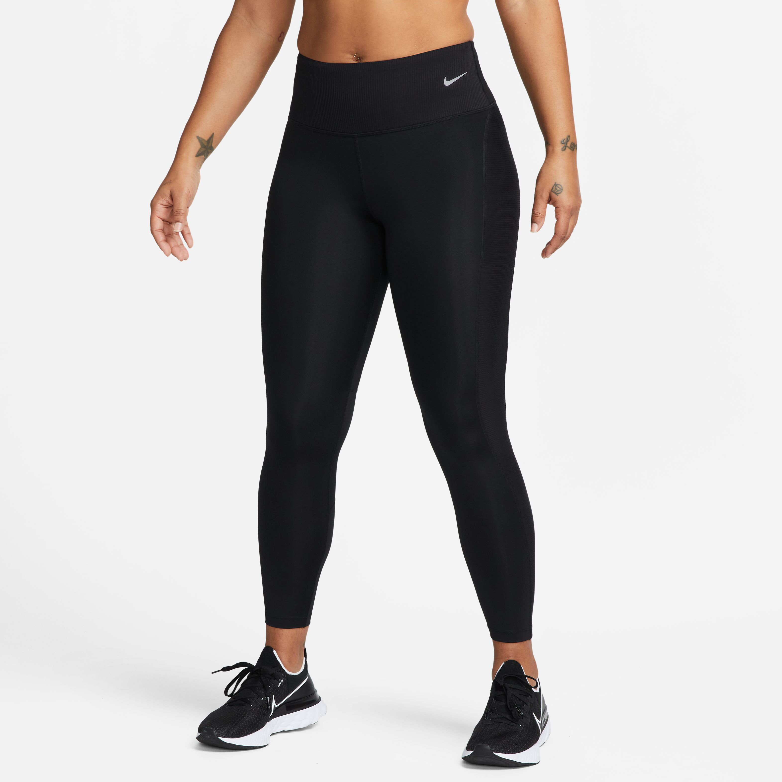 Acheter Nike Dri Fit Fast Mid Rise 7 8 Novelty Collant Tight Femmes Noir Gris en ligne Running Point FR
