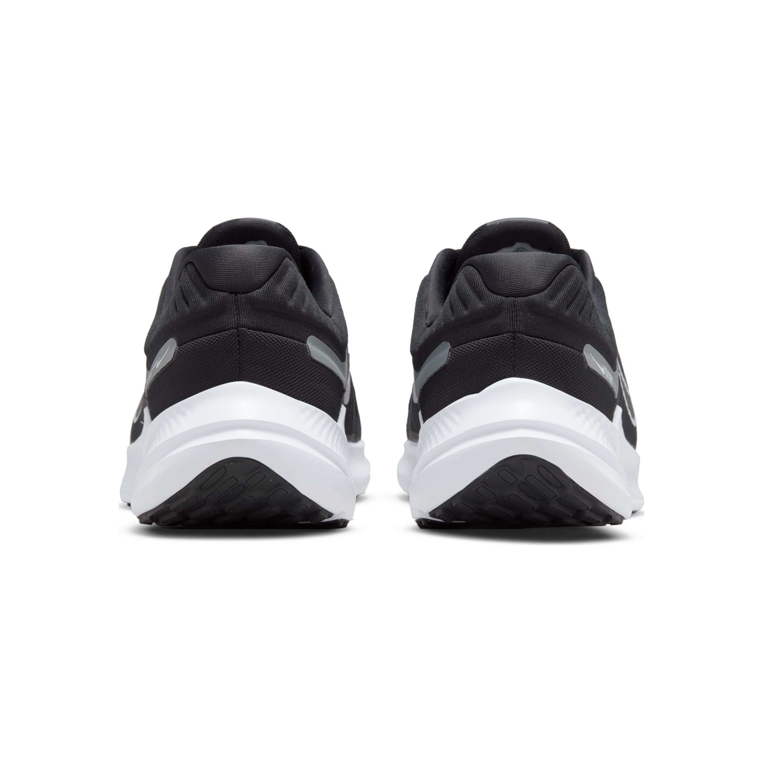 Acheter Nike Quest 5 Chaussure De Running Sans Stabilisateurs Hommes Noir Gris taille 44 5 en ligne Running Point FR
