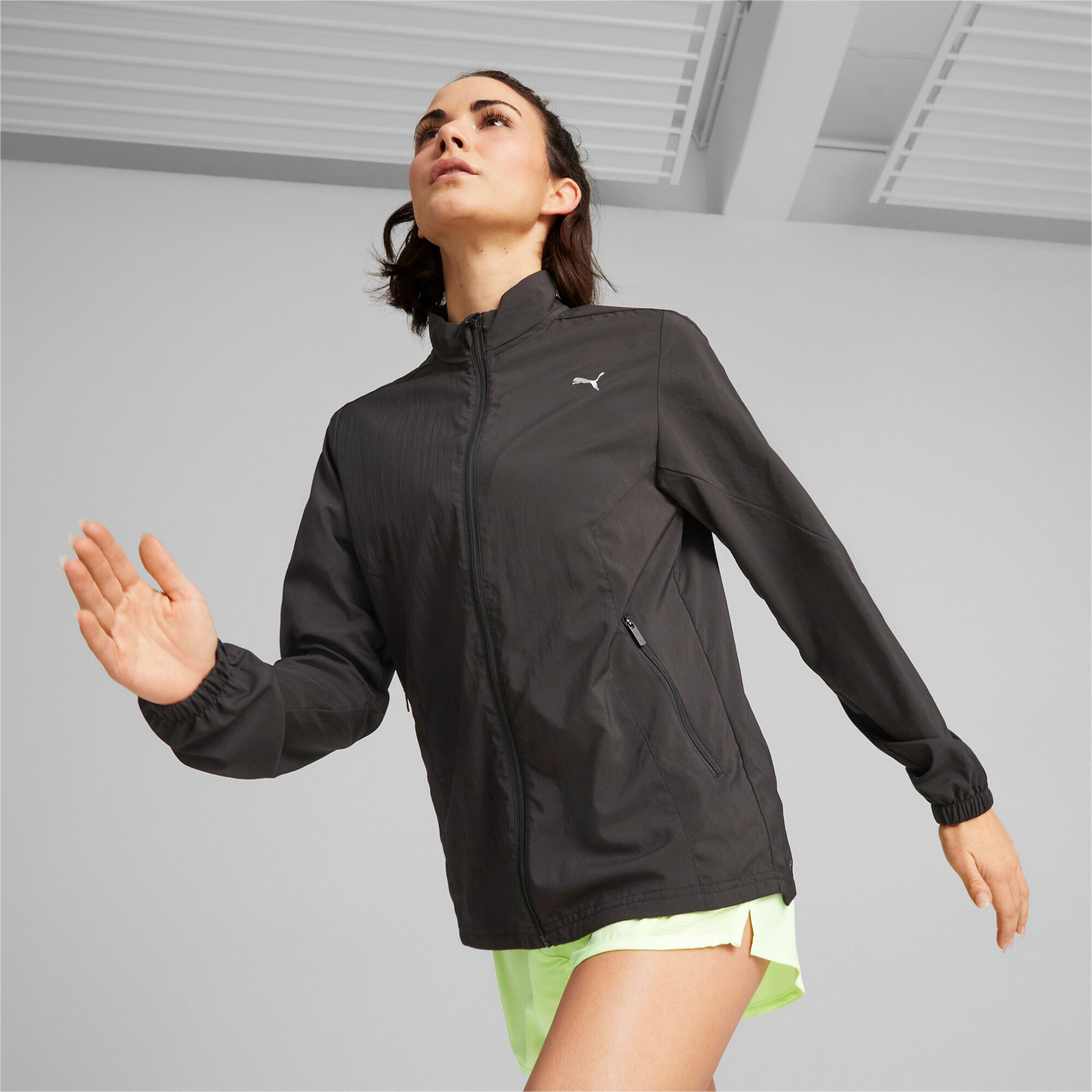 Acheter Puma Run Favorite Woven Veste Running Femmes Noir en ligne Running Point FR